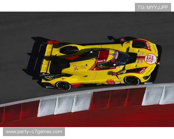 法拉利车队在新赛季首站表现亮眼 车手策略与技术改进成关键因素