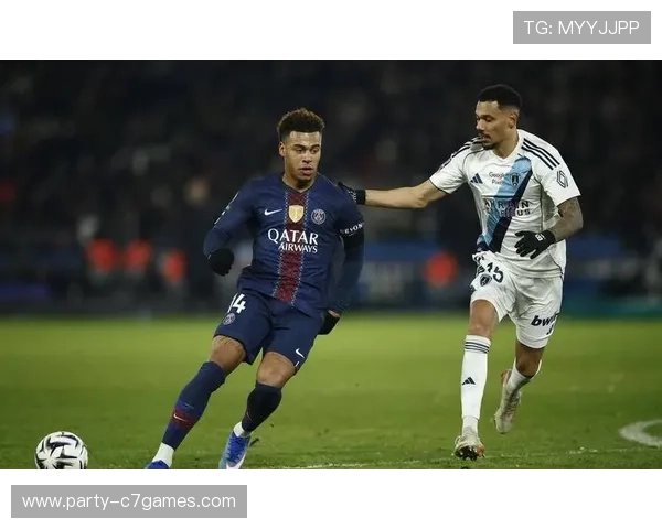 巴黎圣日耳曼逆转胜利引爆争议，法甲积分榜形势再度紧张